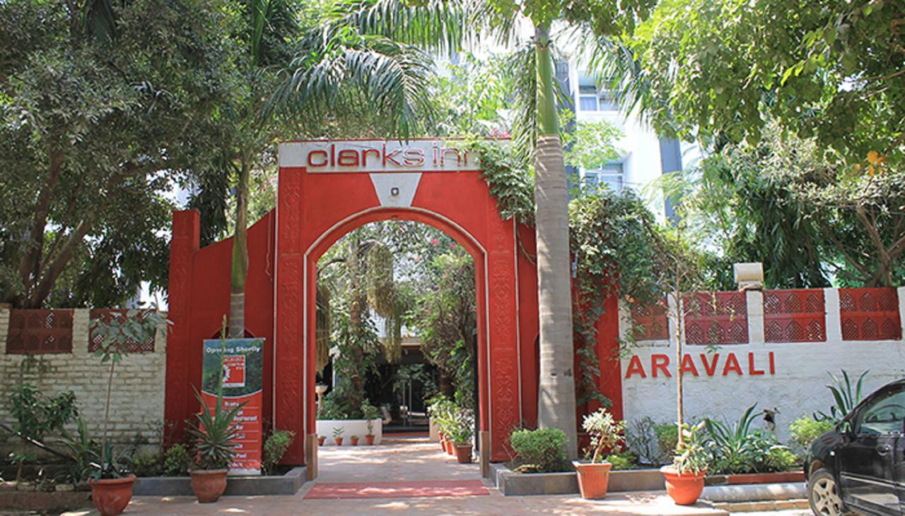 Aravali Clarks Inn Αλγάρ Εξωτερικό φωτογραφία