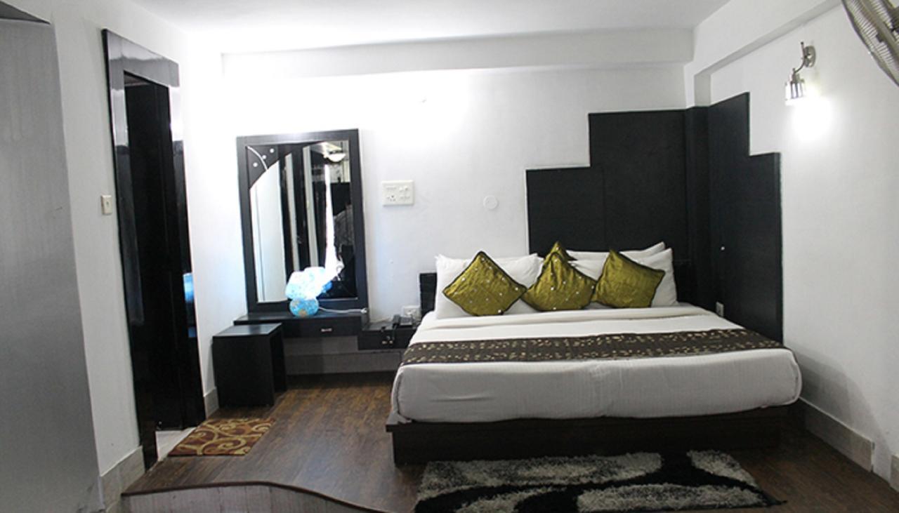 Aravali Clarks Inn Αλγάρ Εξωτερικό φωτογραφία