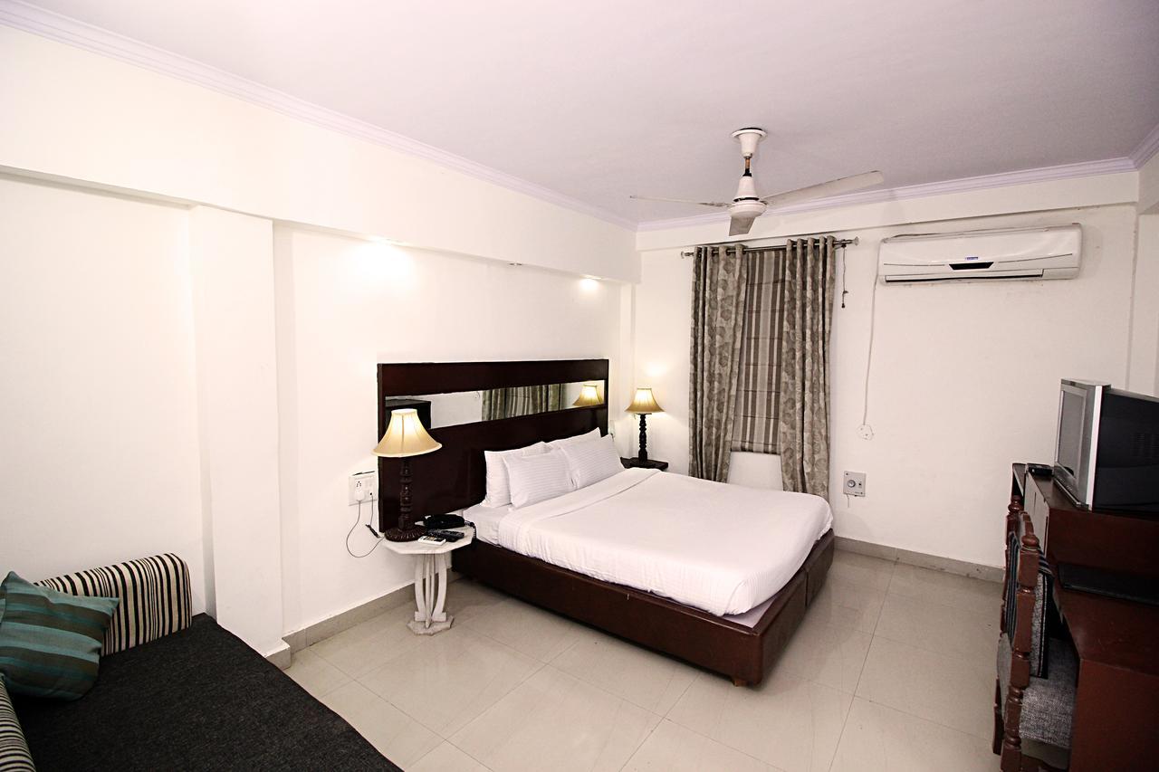 Aravali Clarks Inn Αλγάρ Εξωτερικό φωτογραφία